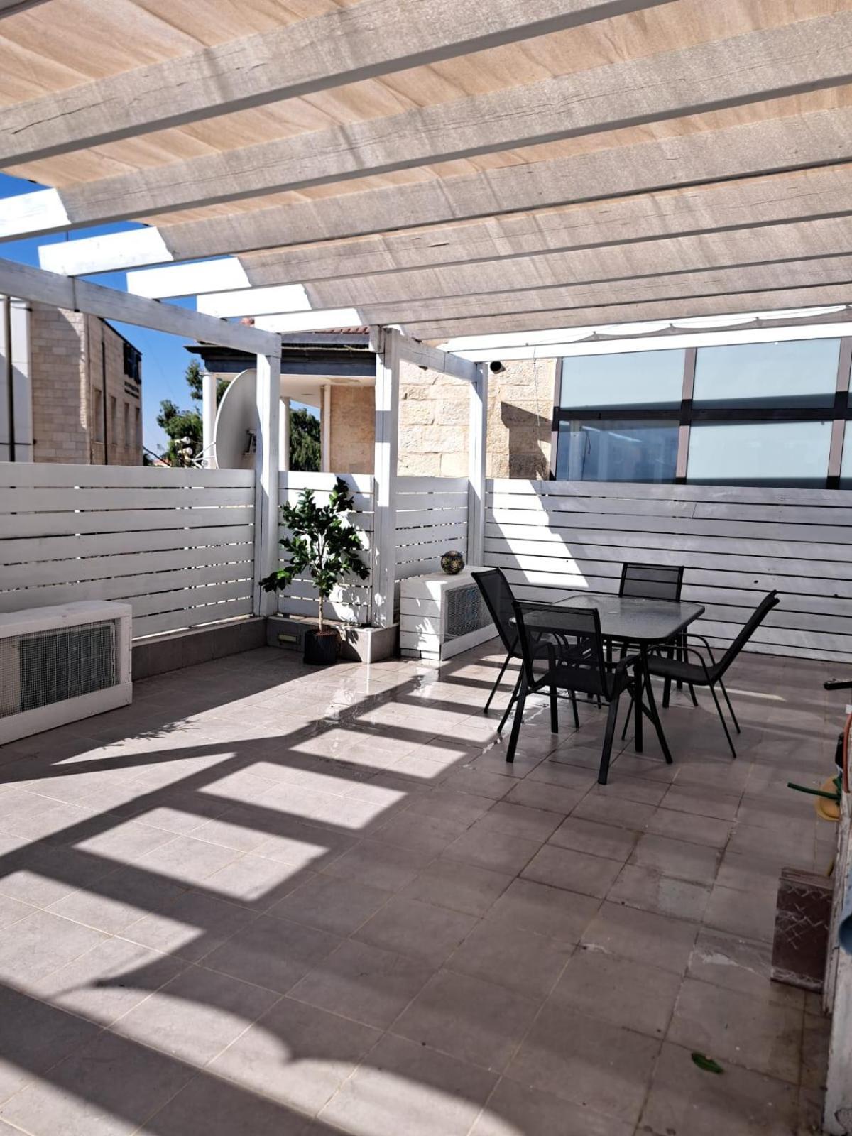 Authentic One Bedroom Apartment In City Center Jerusalén Exterior foto
