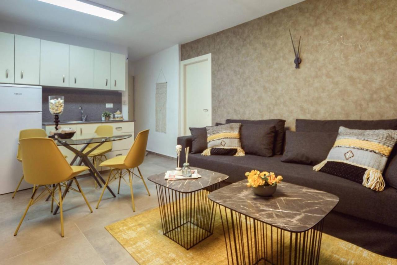Authentic One Bedroom Apartment In City Center Jerusalén Exterior foto