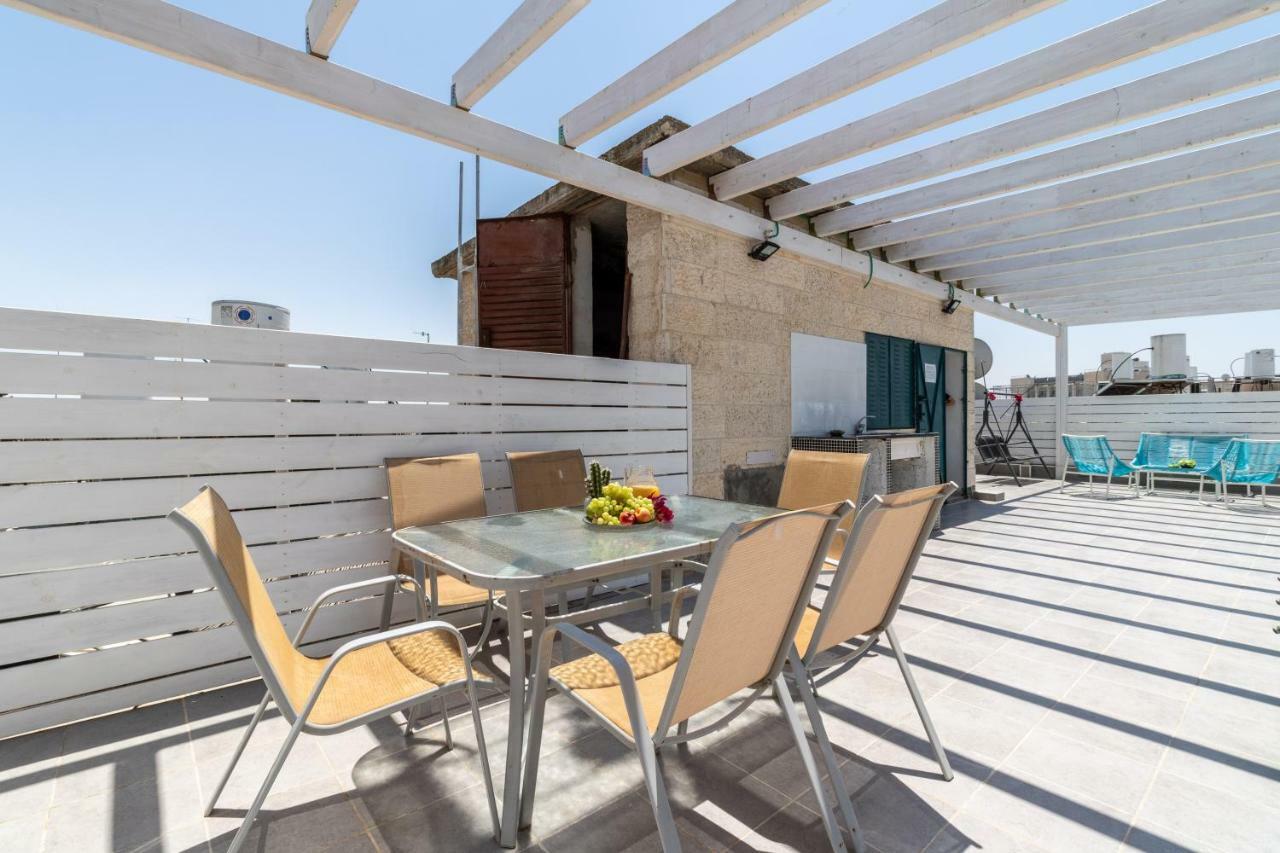 Authentic One Bedroom Apartment In City Center Jerusalén Exterior foto